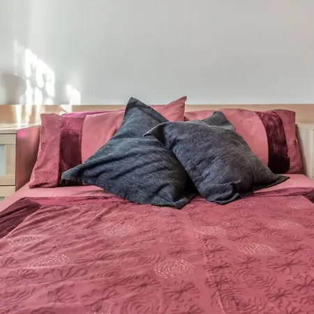 Villa Stunning Five Bedroom With Fabulous Swimming Pool. Villamartin (Valencia)