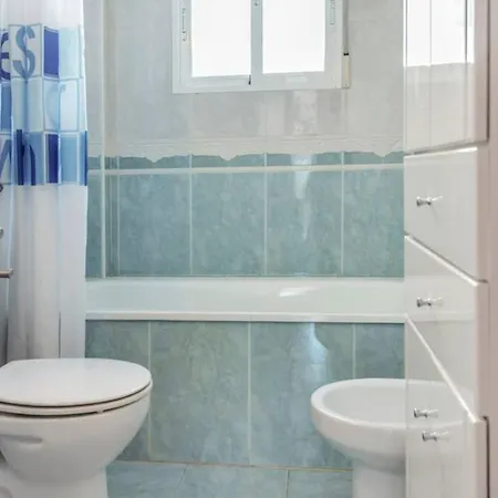 Villa Stunning Five Bedroom With Fabulous Swimming Pool. Villamartin (Valencia)