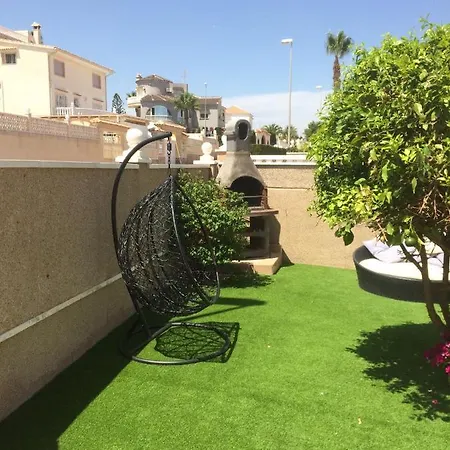 Stunning Five Bedroom With Fabulous Swimming Pool. * Villamartin (Valencia)