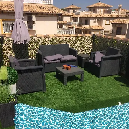 Stunning Five Bedroom With Fabulous Swimming Pool. * Villamartin (Valencia)