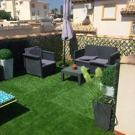 Stunning Five Bedroom With Fabulous Swimming Pool. Villa *