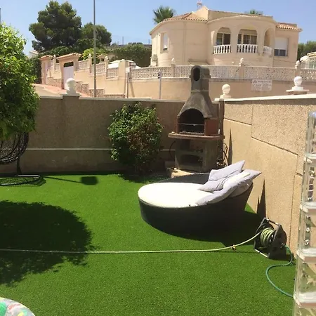 Stunning Five Bedroom With Fabulous Swimming Pool. Villamartin (Valencia)